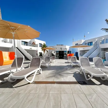 Aqua Ξενοδοχείο 4*