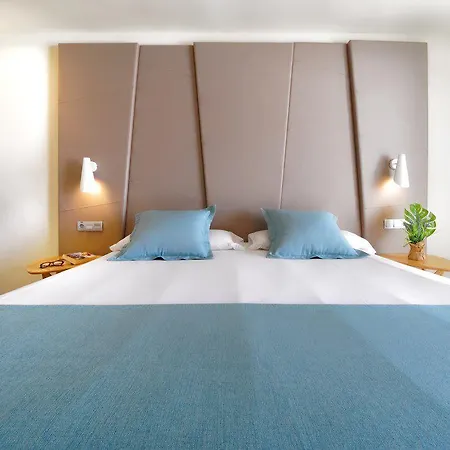 Aqua 4* Puerto del Carmen (Lanzarote)