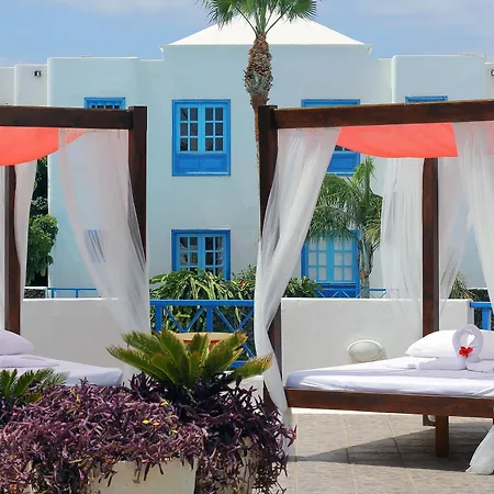 Hotell Aqua 4*